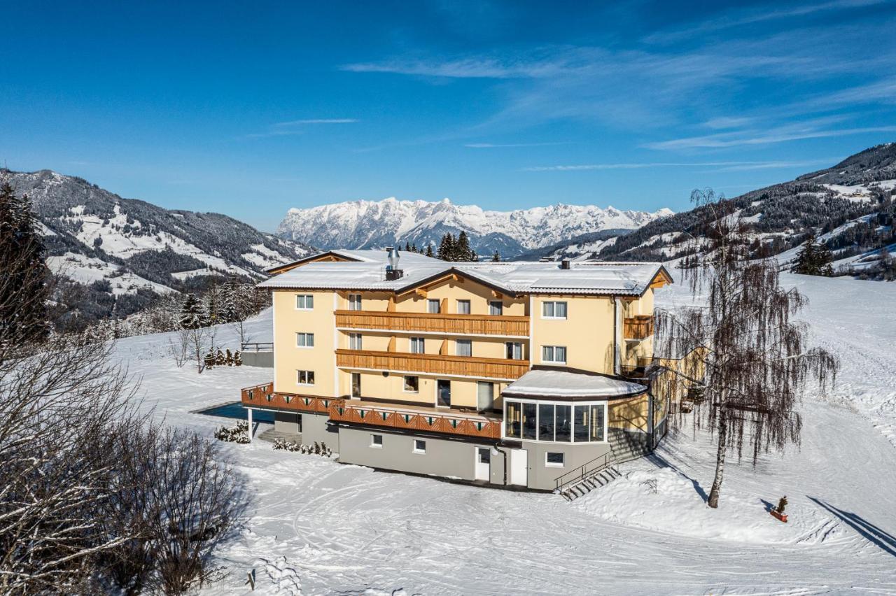 Der Alpenblick Hotel Sankt Johann im Pongau Exterior photo